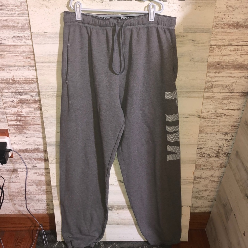 Pink Victoria’s Secret sweatpants gray size small pink jogger pants trac…